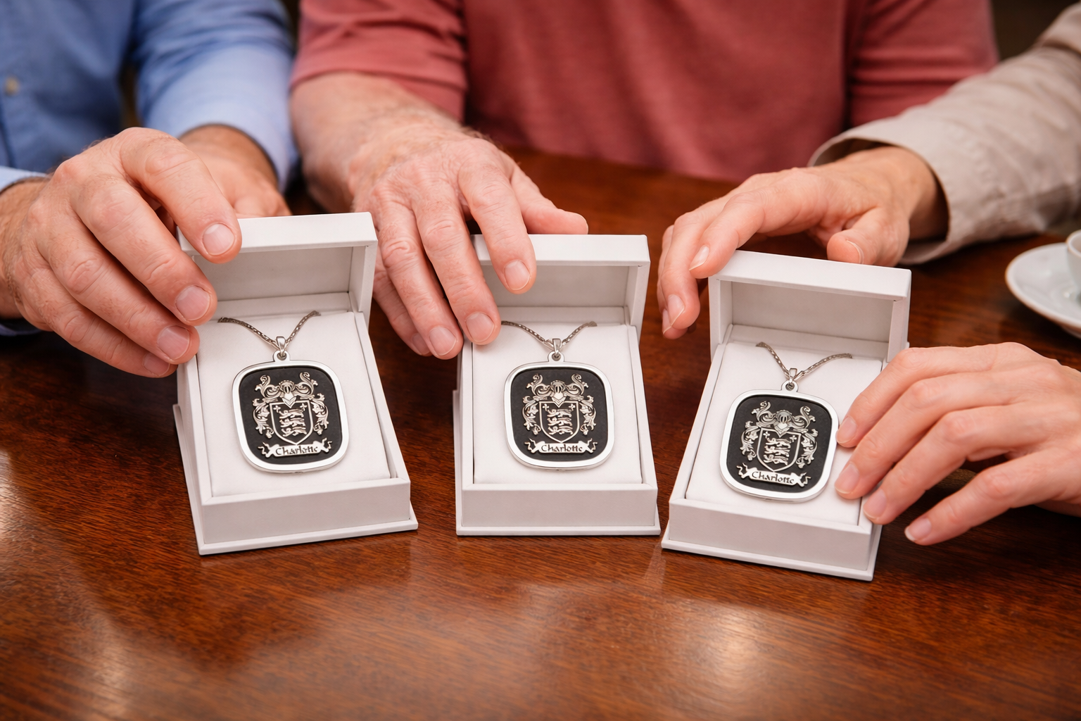 Family Crest Pendants: Symbolism, Style, and History in Personalized Fine Jewelry